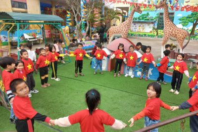 NHỮNG KHOẢNH KHẮC VUI VẺ- HẠNH PHÚC CỦA CÁC CON TẠI TRƯỜNG MẦM NON VĂN HẢI