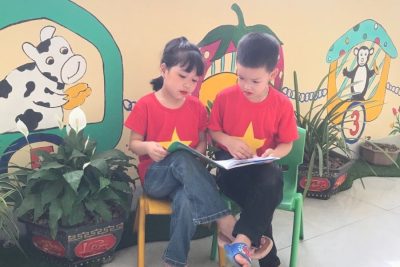 CÔ VÀ TRÒ TRƯỜNG MN VĂN HẢI HƯỞNG ỨNG NGÀY HỘI ĐỌC SÁCH NĂM 2024