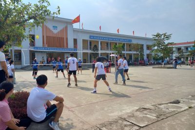 TRƯỜNG MN VĂN HẢI THAM GIA THI ĐẤU BÓNG CHUYỀN HƠI TIỂU KHU 3